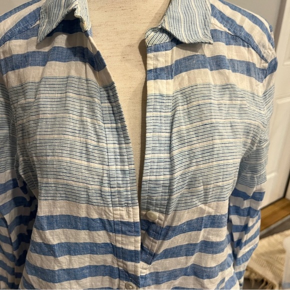 Vineyard Vines Blue‎ and White Striped Collared Button Down Linen Top Size 4 - Picture 3 of 8